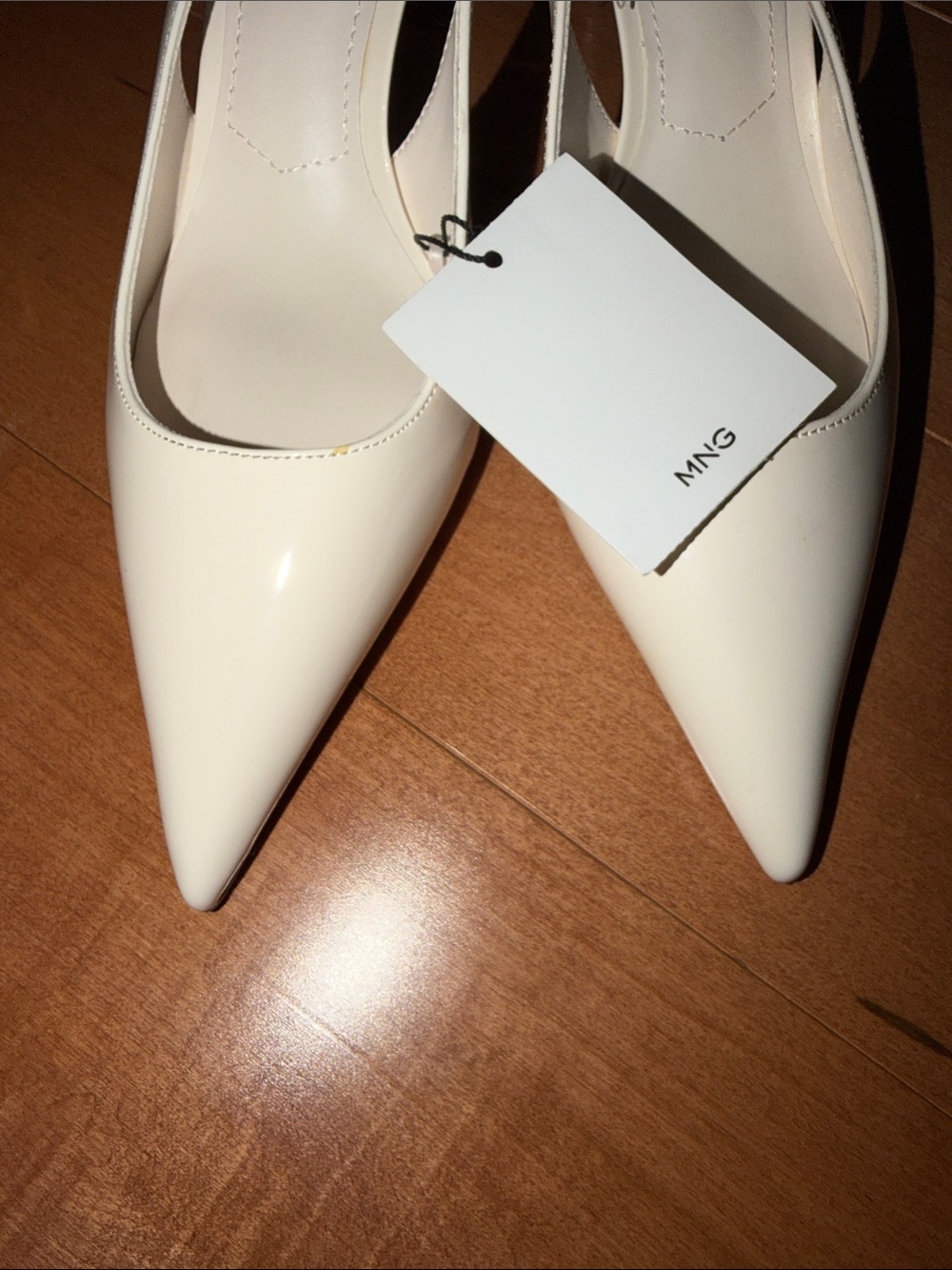 Mango Cream Patent Pointed-Toe Slingback Pumps